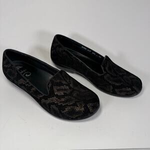 Dansko Olivia Loafers Snakeskin Loafers Black and Gold Women Size 37 or 7